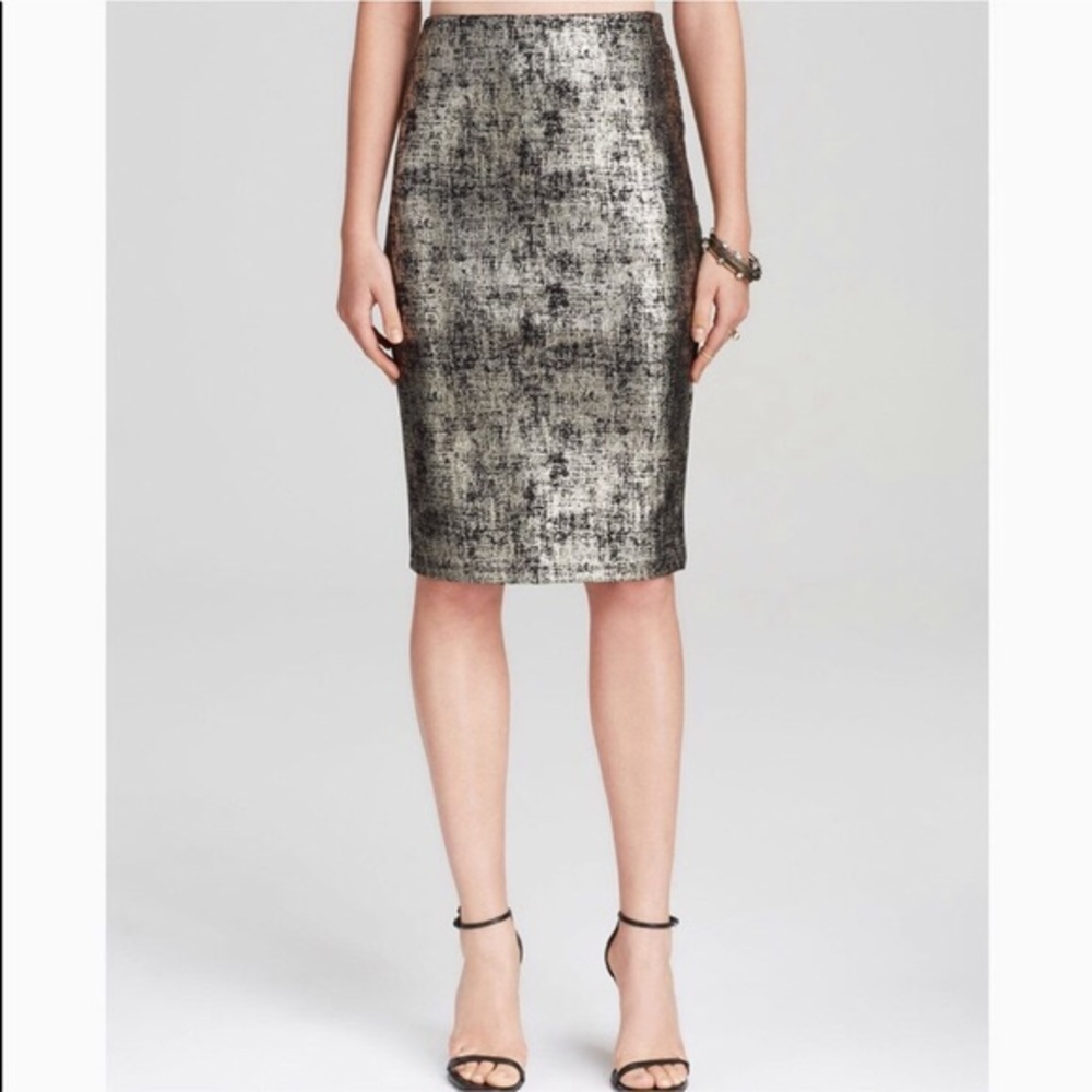 Alythea black and gold/silver shiny pencil skirt